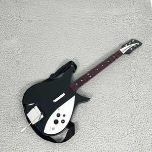 Beatles Rock Band Rickenbacker Wireless Guitar Controller Wii NWGTS5 No Dongle